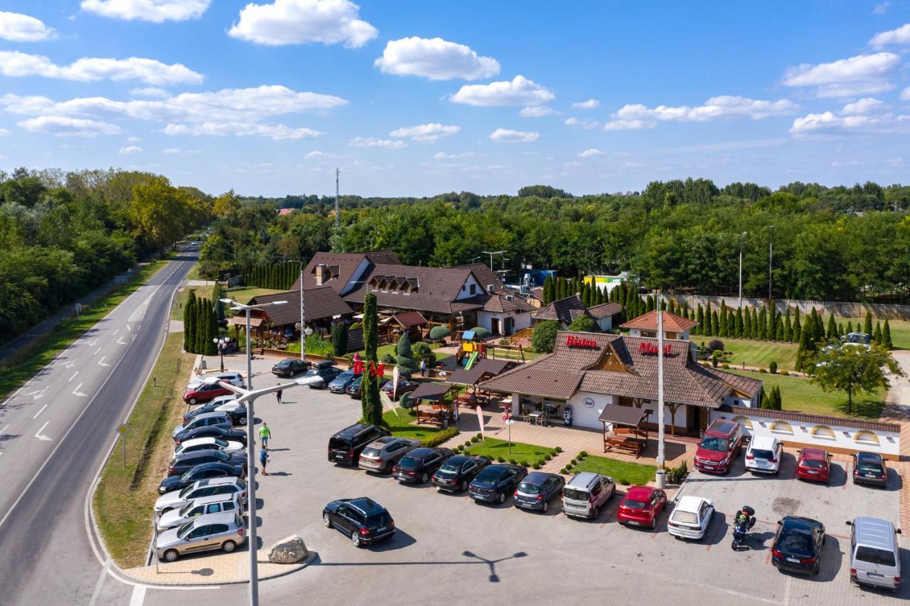 Csalánosi Vendégház Kecskemét Extérieur photo